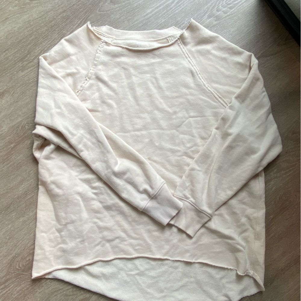 Cream aerie sweatshirt size medium